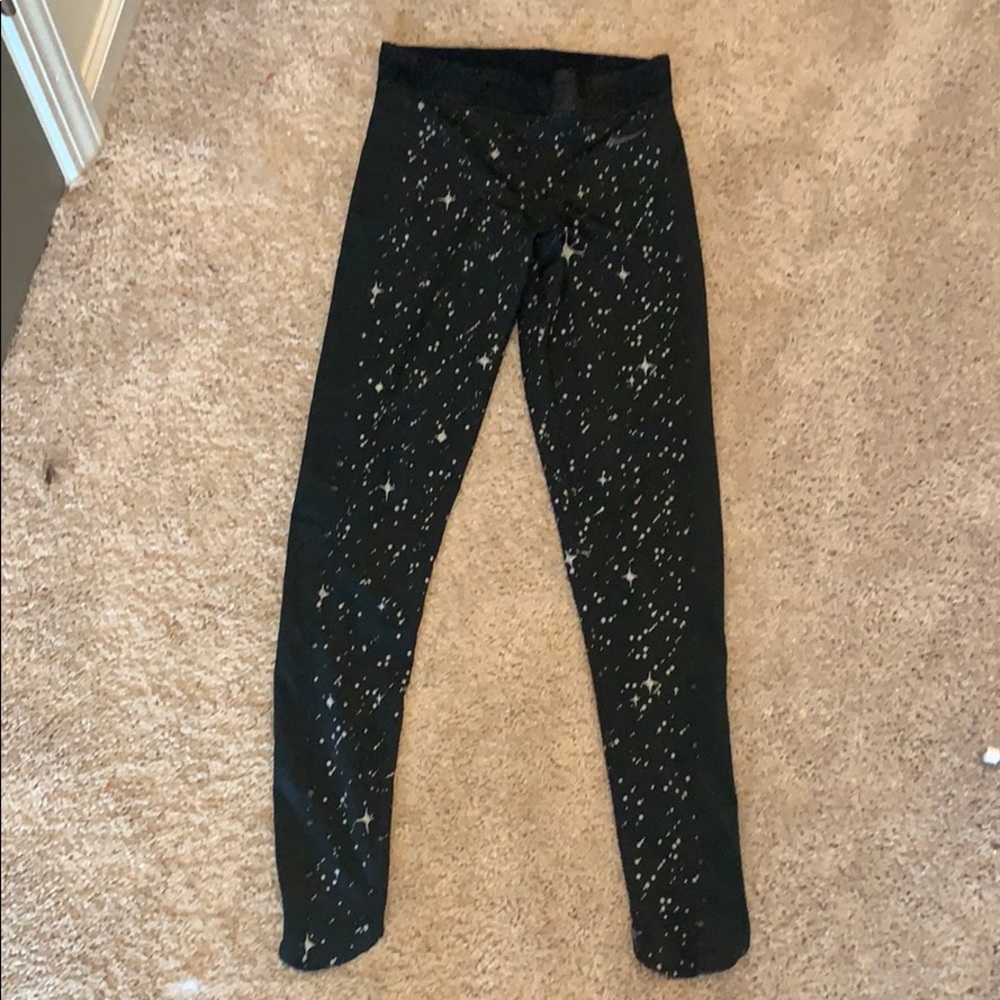 NWOT Cold Gear Nike Set